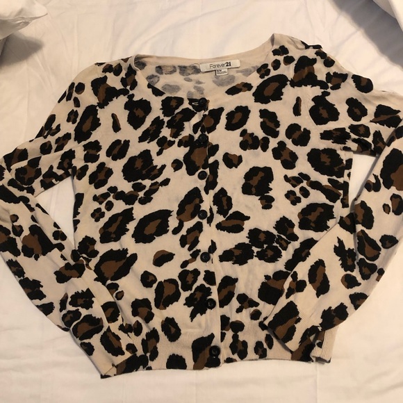 Forever 21 Cheetah Print Cardigan - Picture 2 of 4
